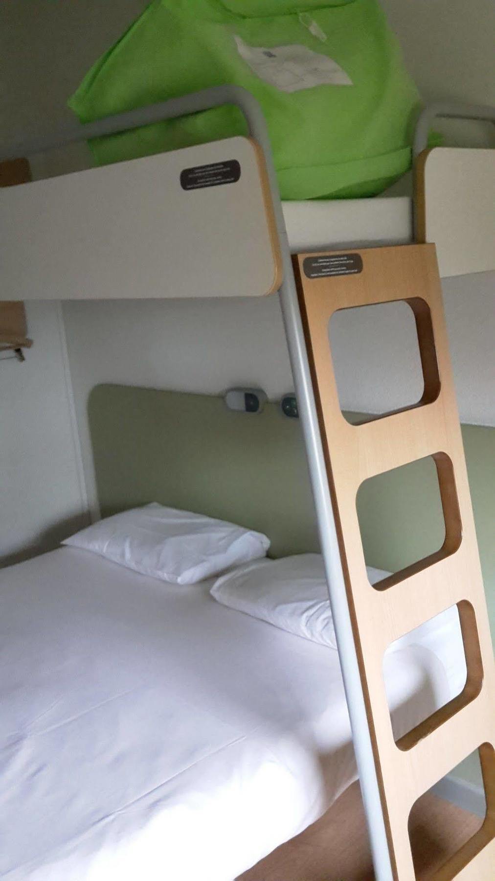 Ibis Budget Бурж Екстериор снимка