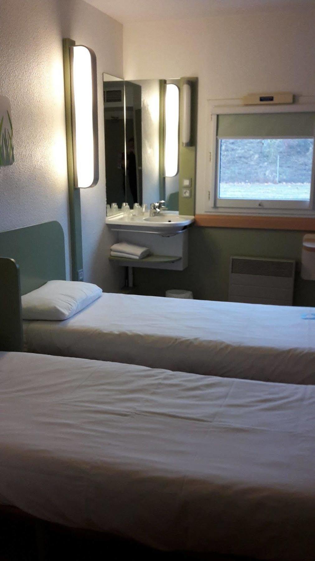 Ibis Budget Бурж Екстериор снимка